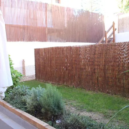 アパート Lightoasis 3 オエイラス